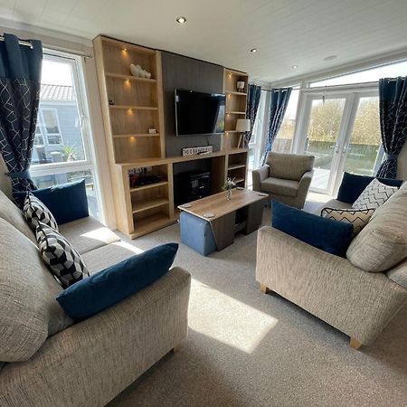 Indulgence Lakeside Lodge  Tattershall Eksteriør billede