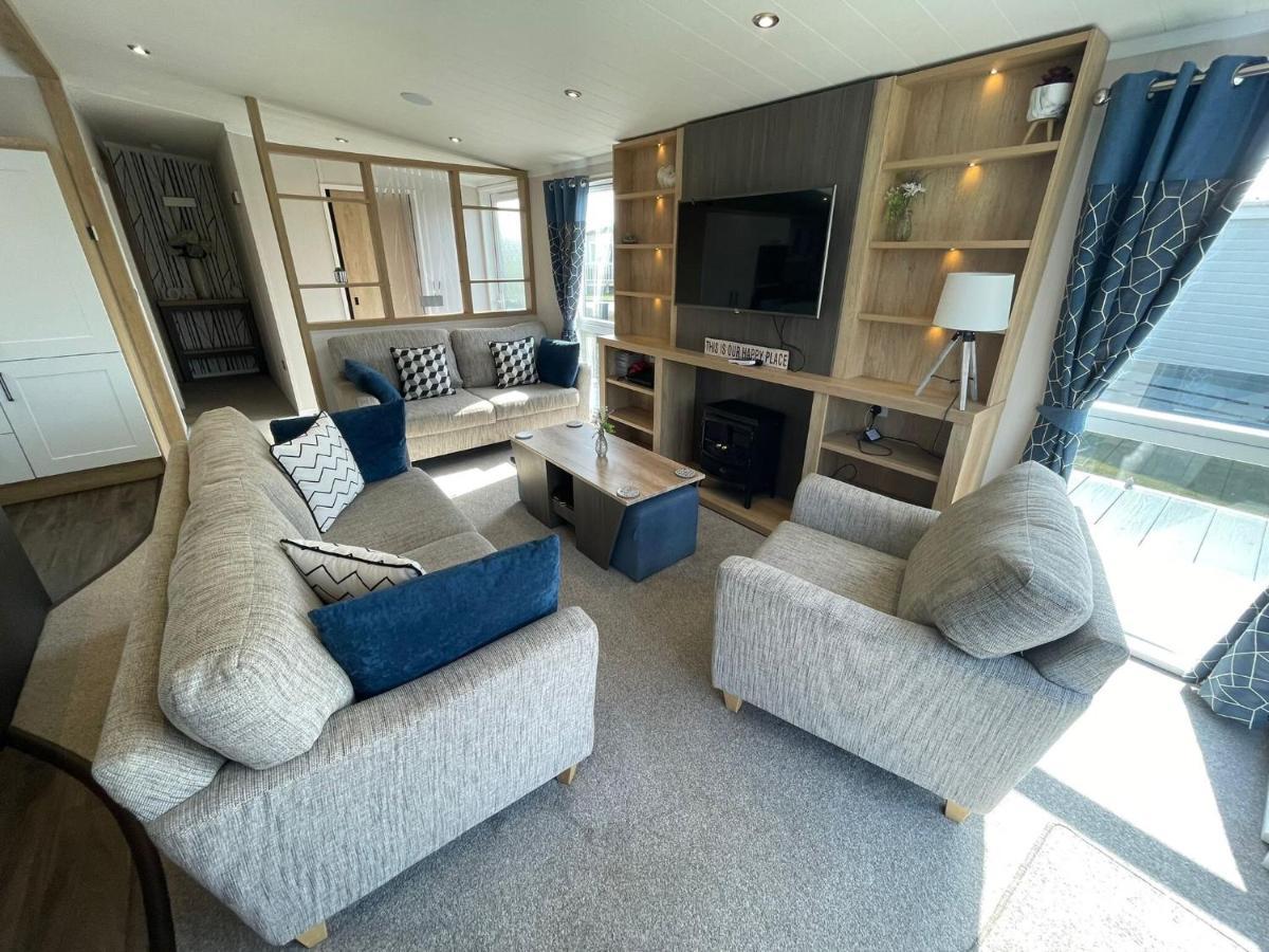 Indulgence Lakeside Lodge  Tattershall Eksteriør billede